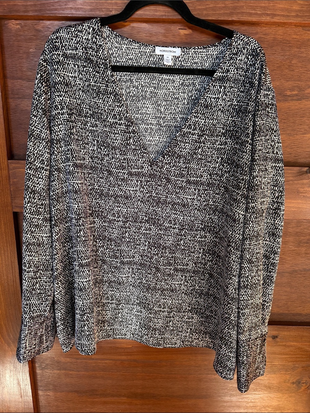 Nordstrom Black and White V-Neck Blouse